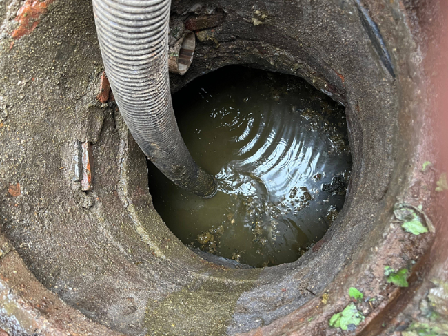 三山化粪池清理的周期与注意事项